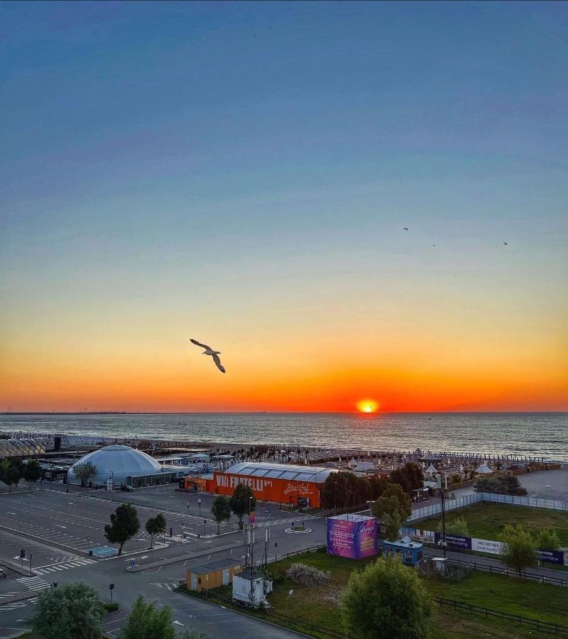 Monalissa Summerland Apartment Mamaia Exterior foto